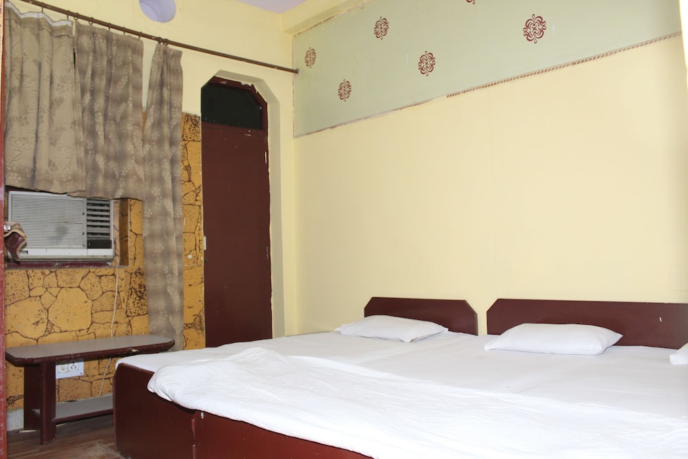hotel raj bed and breakfast