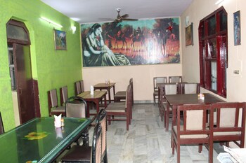 hotel raj bed and breakfast