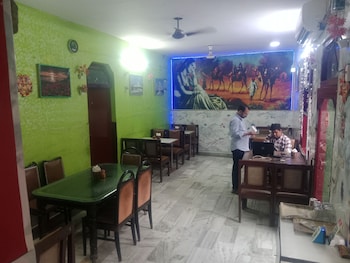 hotel raj bed and breakfast