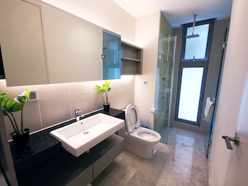 the signature service suite mont kiara by klhomesweet