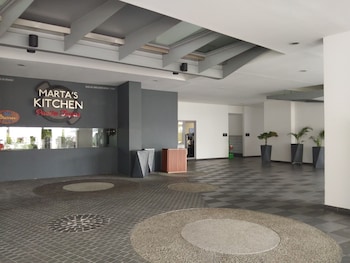 the signature service suite mont kiara by klhomesweet