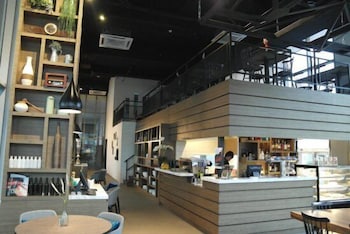 the signature service suite mont kiara by klhomesweet