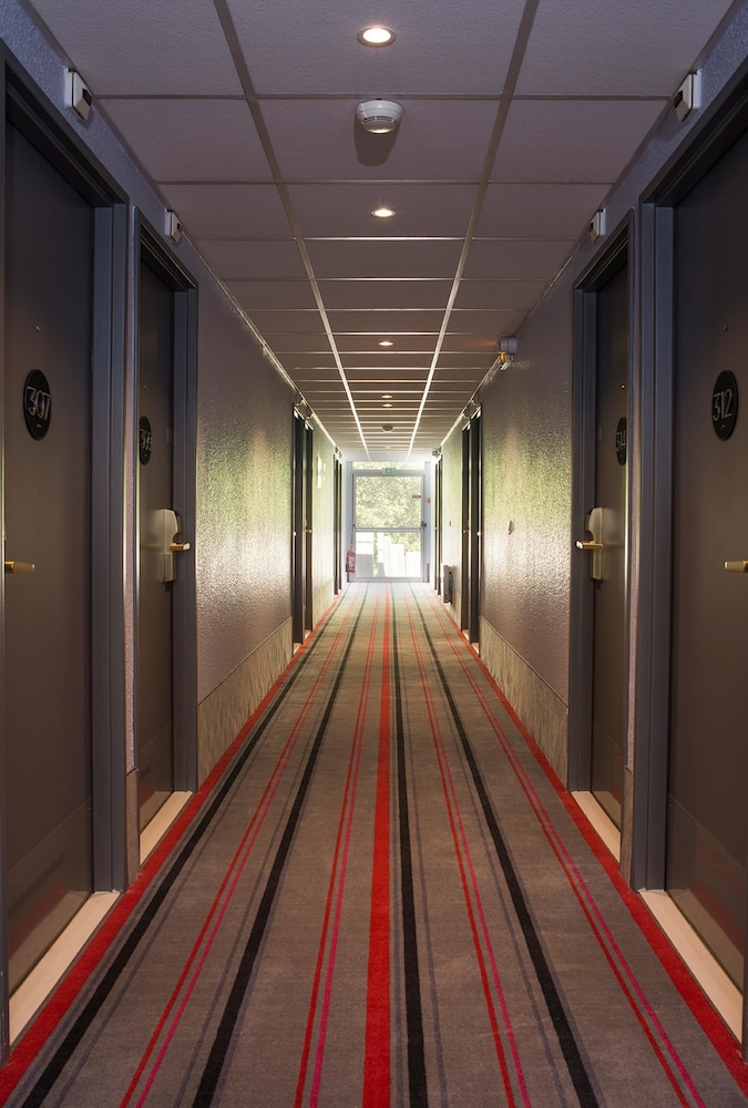 hotel inn design paris saint quentin