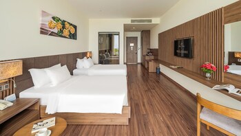 rosa alba resort and villas tuy hoa