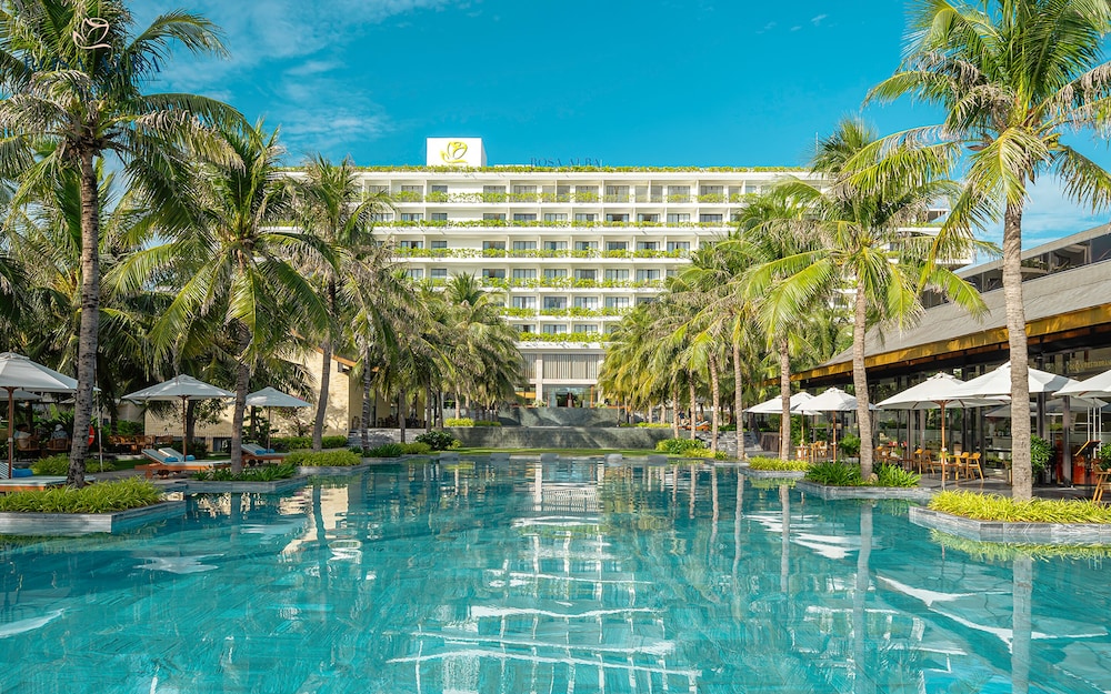 rosa alba resort and villas tuy hoa