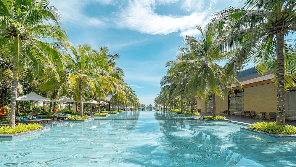 rosa alba resort and villas tuy hoa