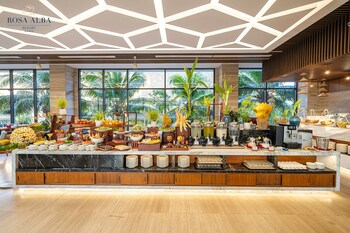 rosa alba resort and villas tuy hoa