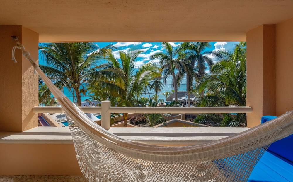 puerto aventuras hotel and beach club