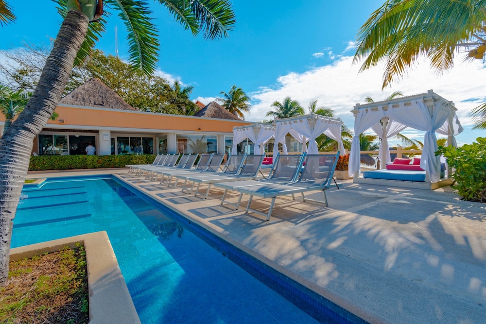 puerto aventuras hotel and beach club