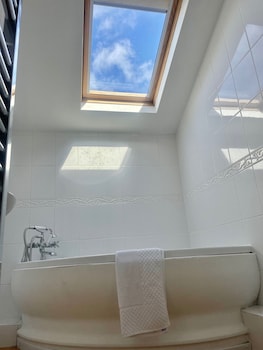 beach house penthouse 3 bed apartment