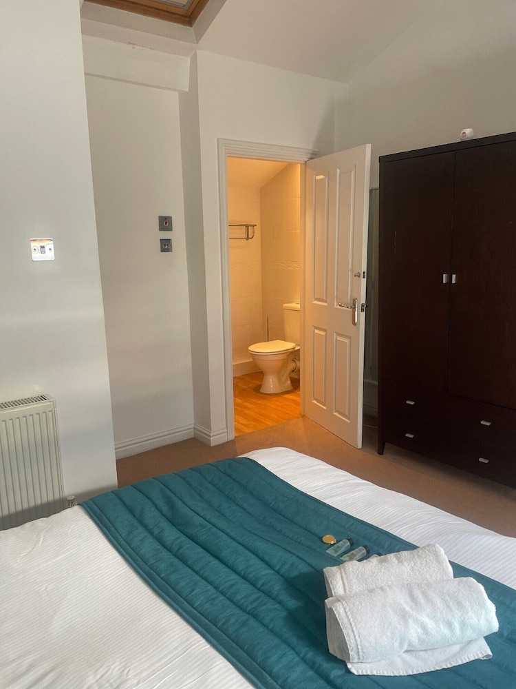 beach house penthouse 3 bed apartment