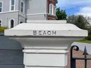 beach house penthouse 3 bed apartment