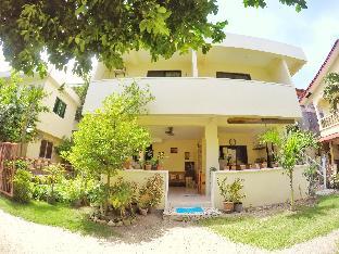 fiesta haus resort
