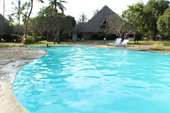 Travellers Paradise Diani - Hostel,,1.5 star