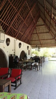 Travellers Paradise Diani - Hostel,,1.5 star
