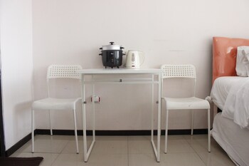 cozy and trendy studio at gateway pasteur apartment