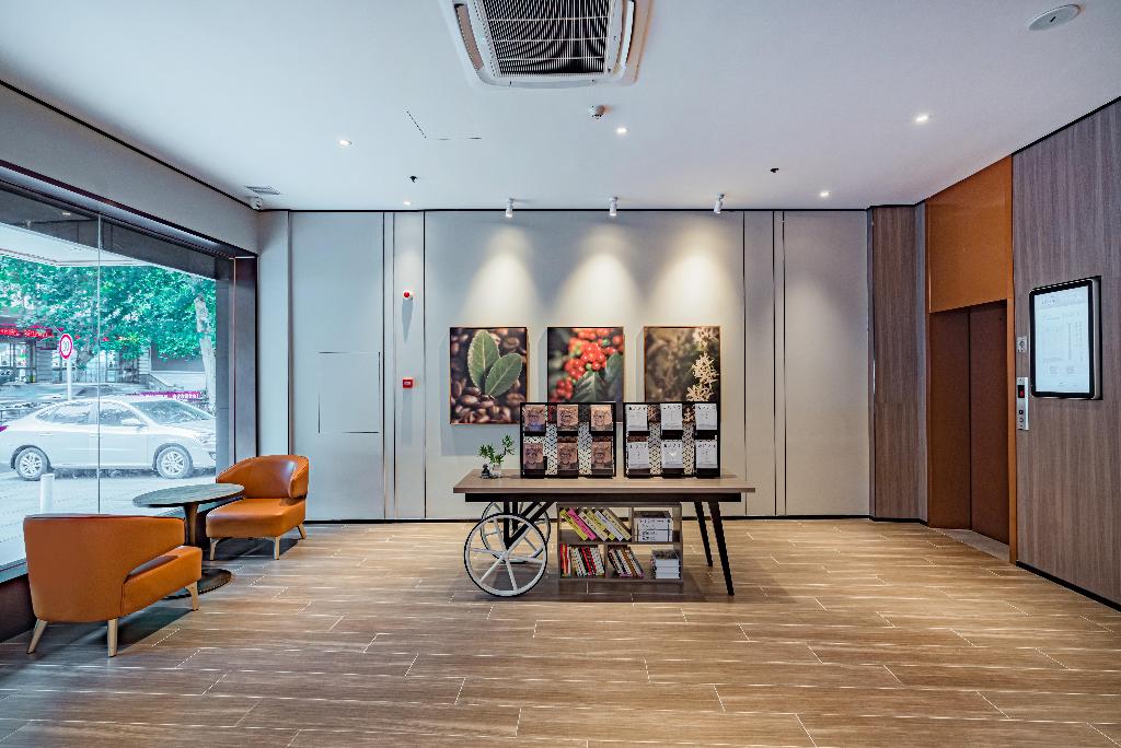 hanting hotel jiujiang xunyang road pedestrian str