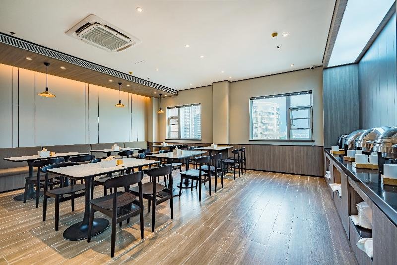 hanting hotel jiujiang xunyang road pedestrian str