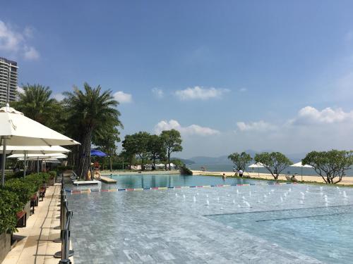 hua yang nian seaview hostel