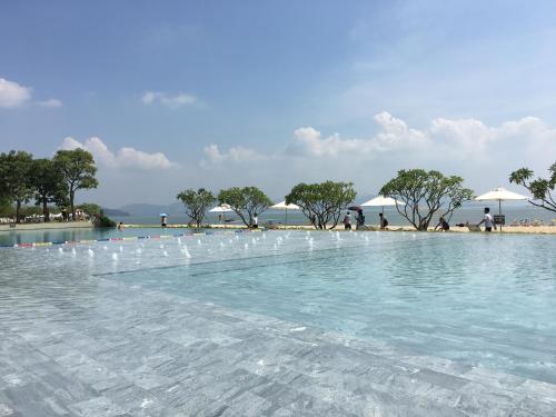 hua yang nian seaview hostel