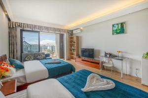 hua yang nian seaview hostel