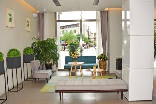 home inn plus kunming tongde square wanhong road