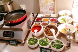 home inn plus kunming tongde square wanhong road
