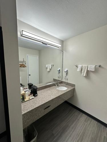 sunset inn and suites