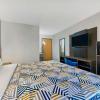 motel 6 cedar rapids ia airport