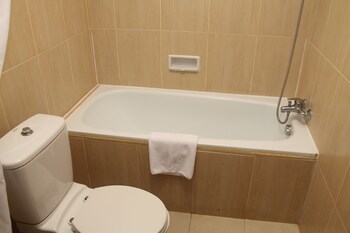 verwood hotel and serviced residence