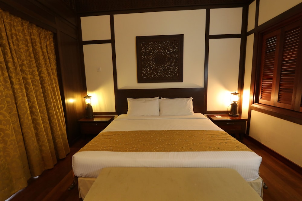 bukit merah laketown resort