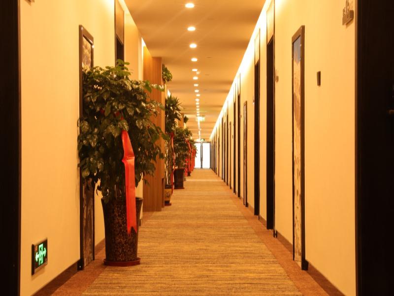 greentree inn lanzhou zhongchuan airport