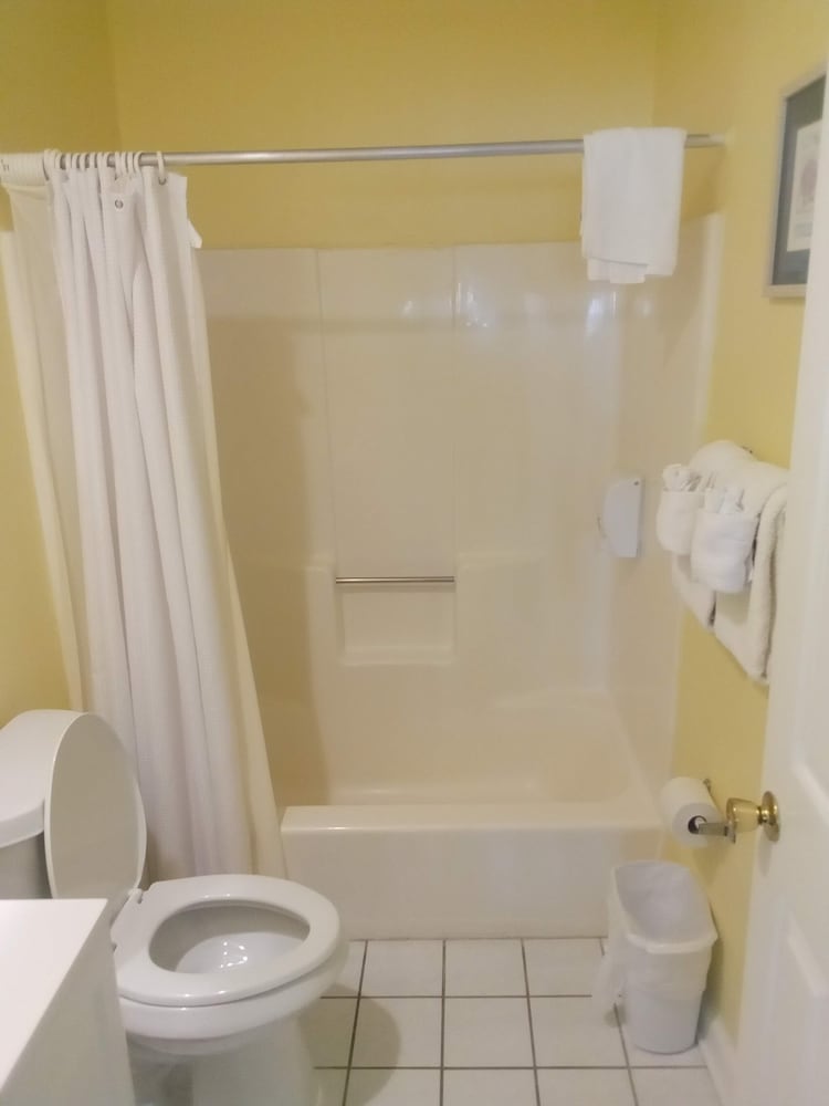 seawatch inn at the landing