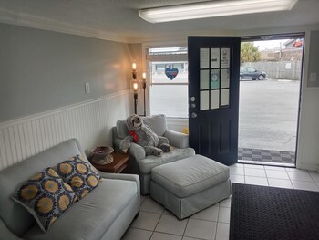 seawatch inn at the landing
