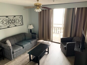 seawatch inn at the landing