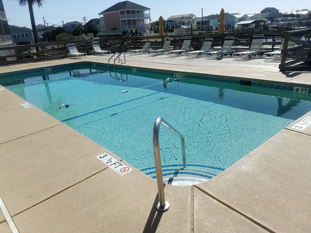 seawatch inn at the landing