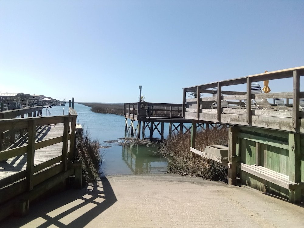 seawatch inn at the landing