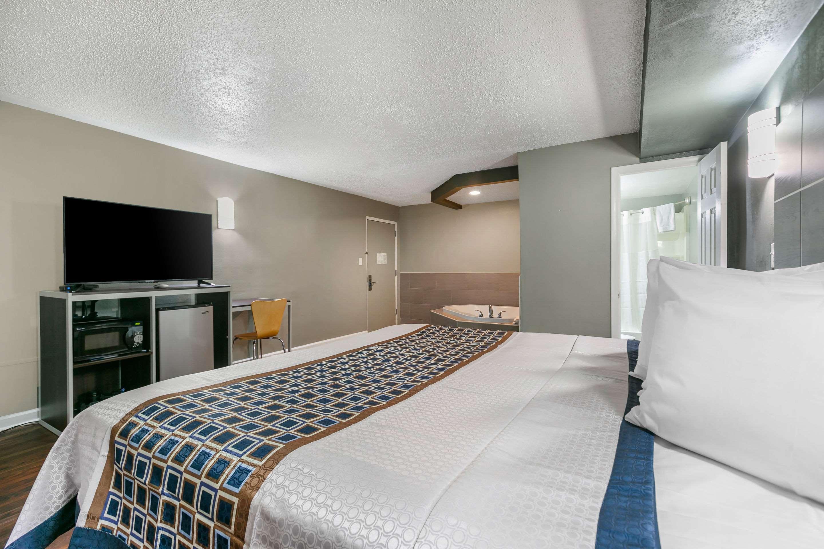 rodeway inn in bristol