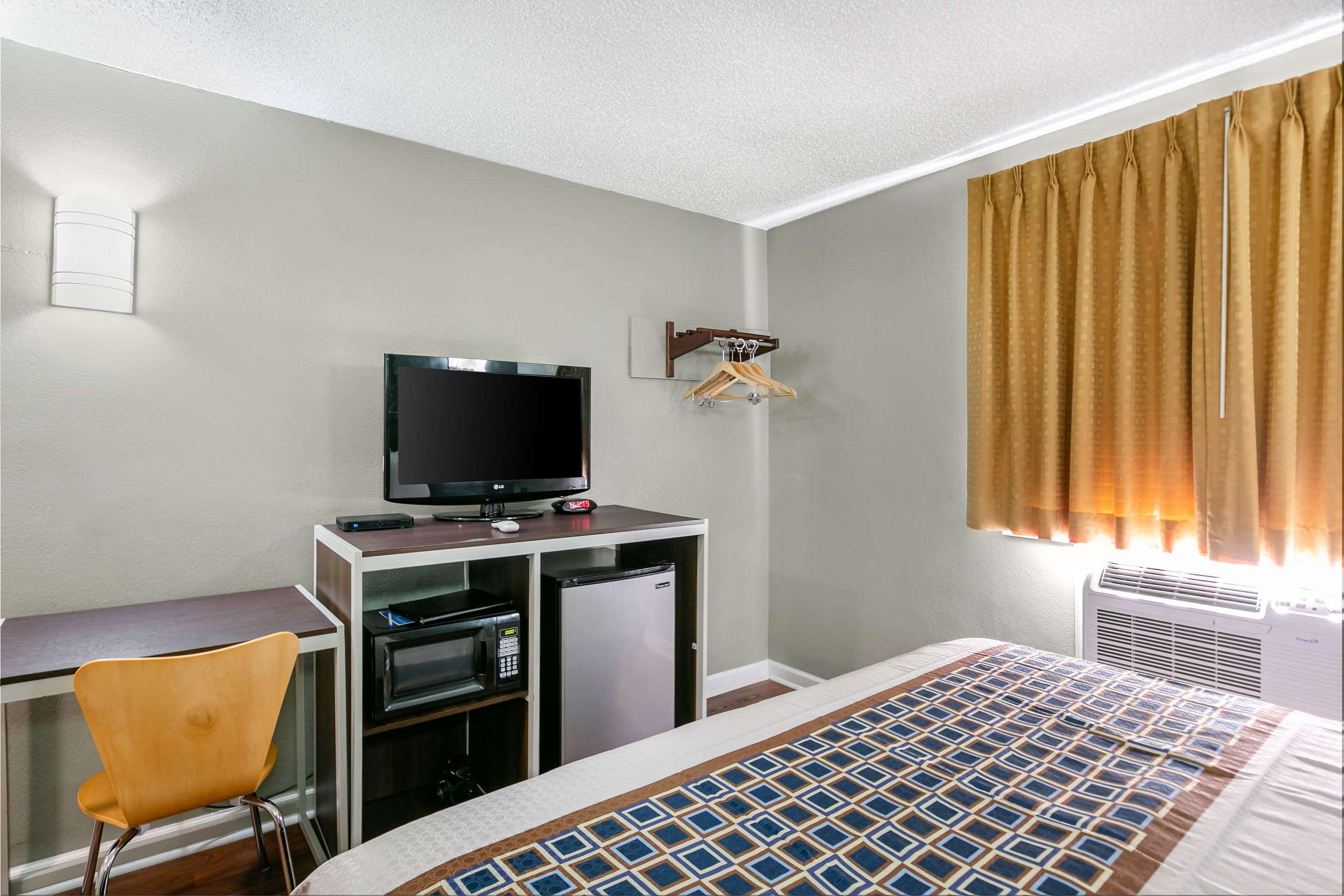 rodeway inn in bristol