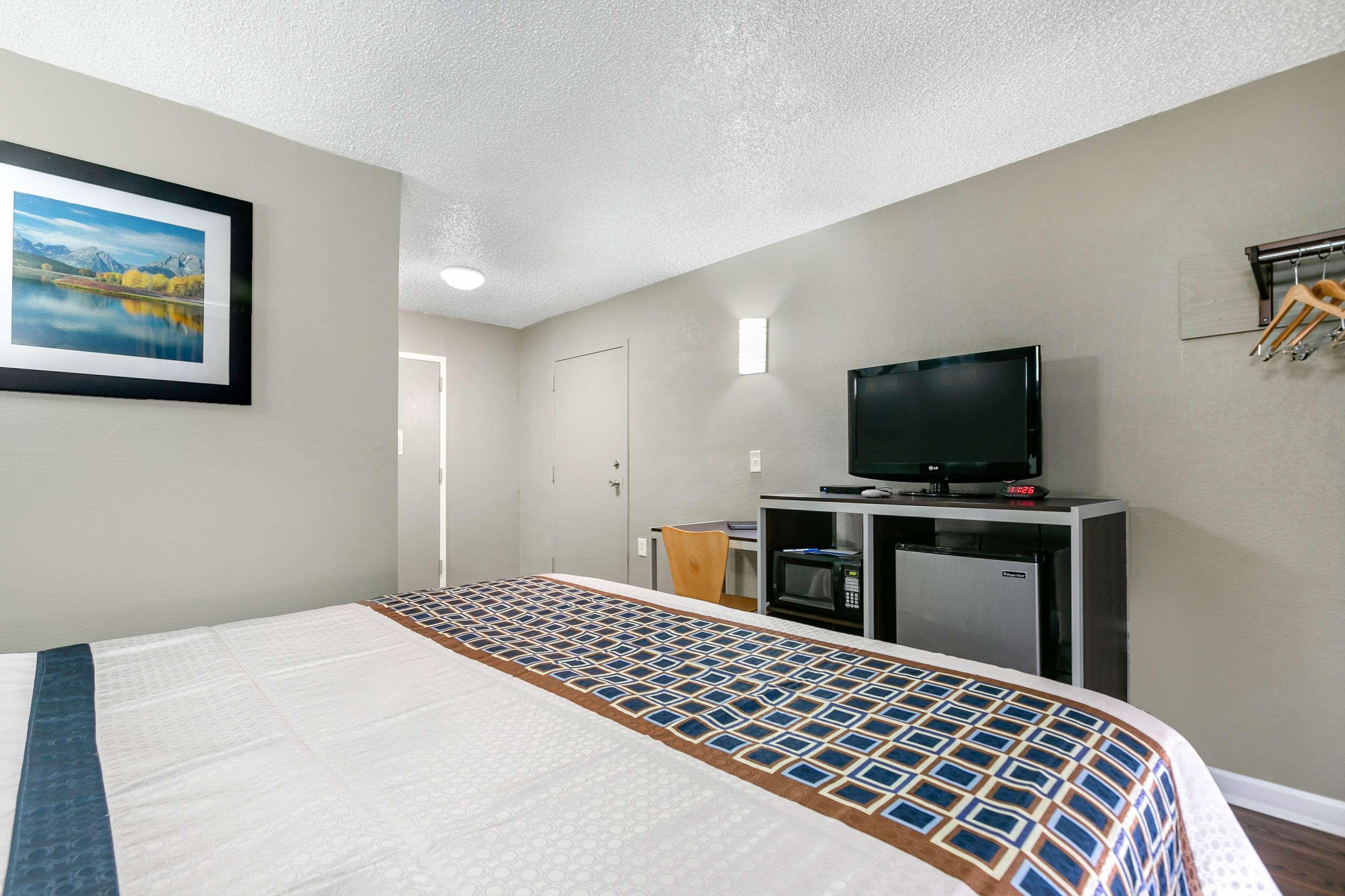 rodeway inn in bristol