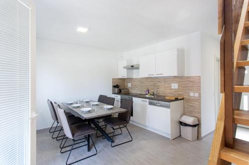 holiday house in terme catez