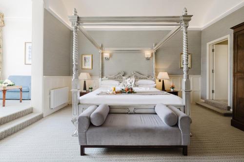 winchester royal hotel