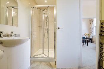 winchester royal hotel