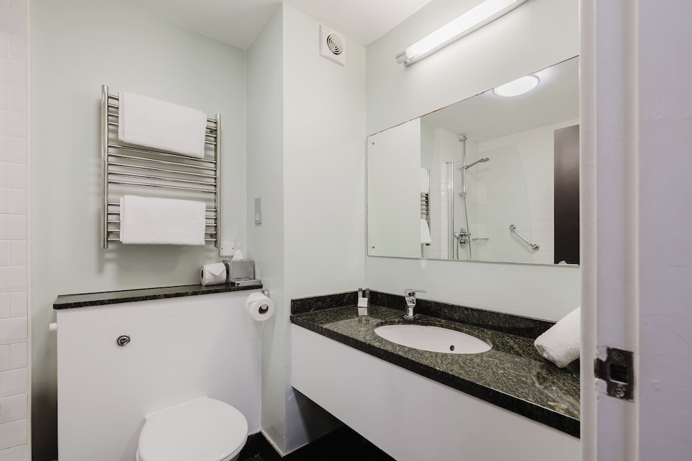 winchester royal hotel