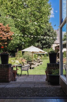 winchester royal hotel