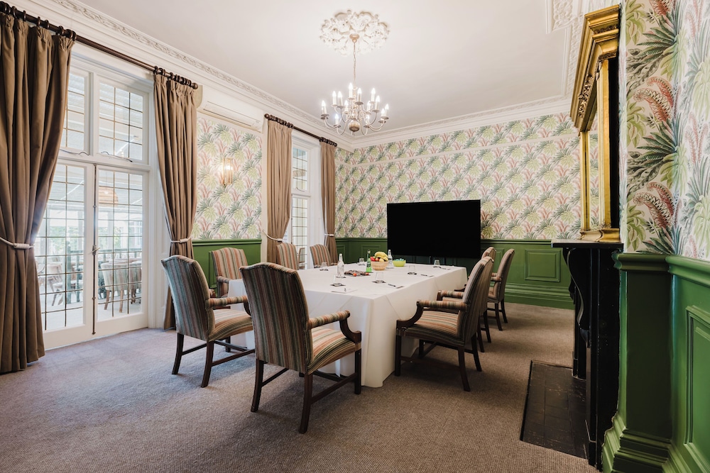 winchester royal hotel