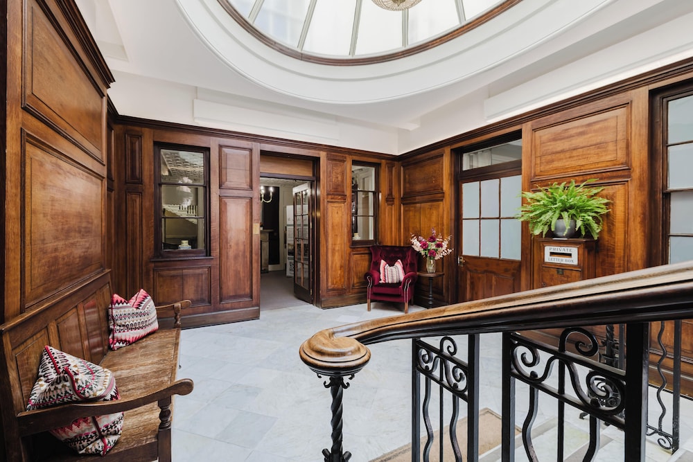 winchester royal hotel