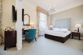 winchester royal hotel