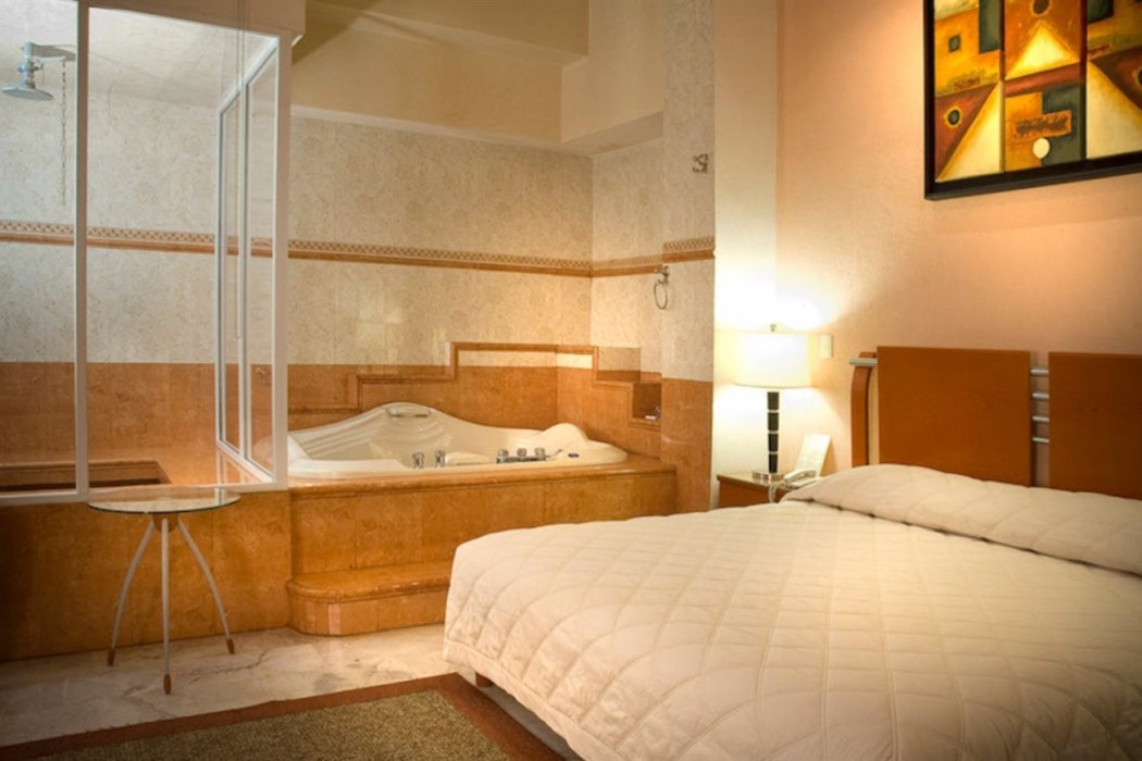 Estanza Hotel & Suites,Michoacan>>Morelia,3 star