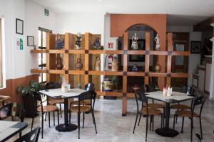 estanza hotel and suites